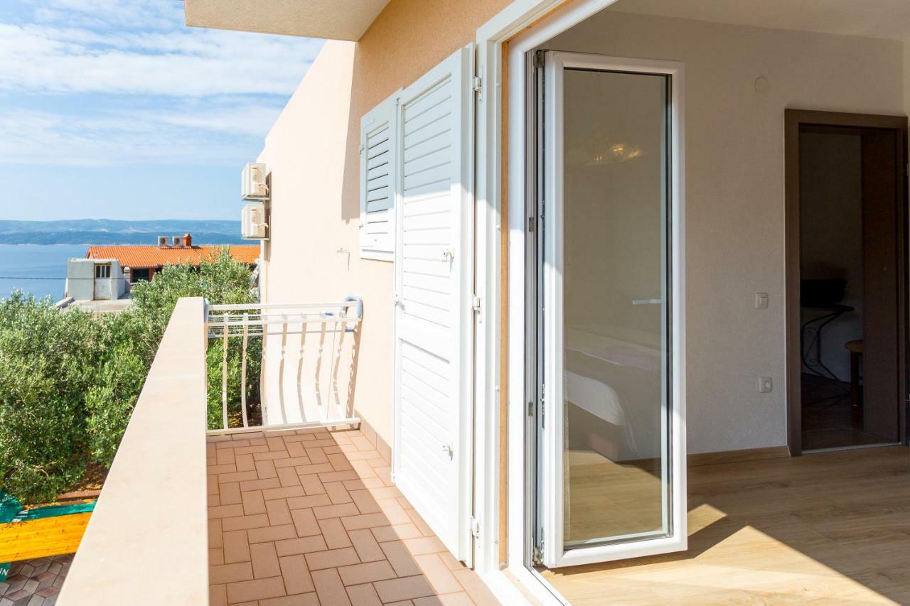 Apartments Iva Brstilo Omis Exterior photo